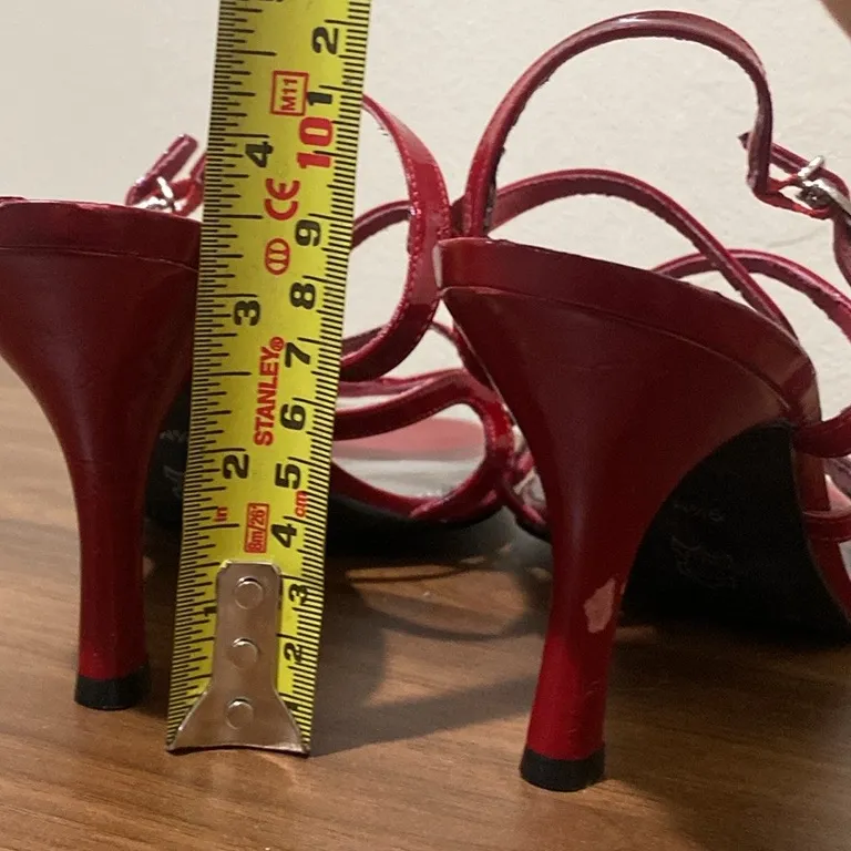 Gianni Bini Cherry Red Crisscross Heels Size 9.5 - Image 5