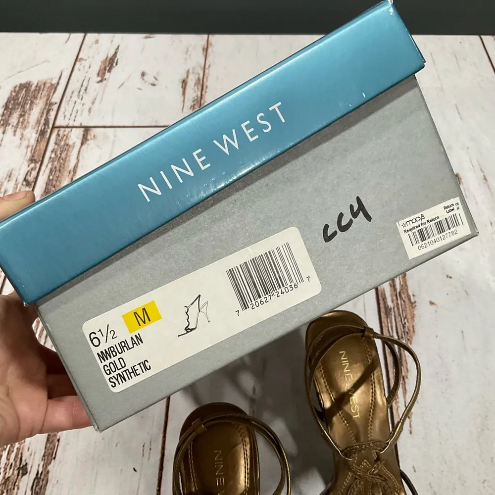 NINE WEST GOLD HEELED SANDALS - Image 8