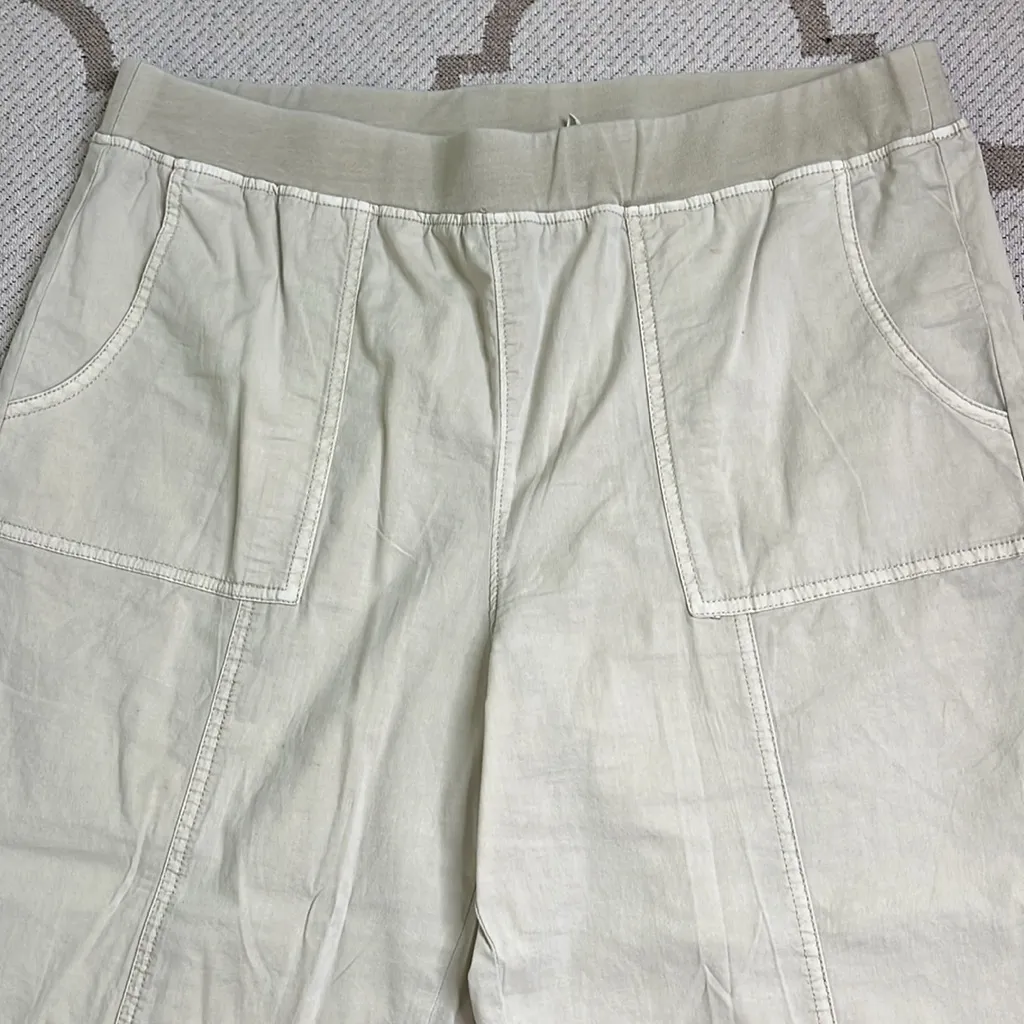 Chico's Zenergy pull on lightweight front pockets cropped pants, size medium - Image 15
