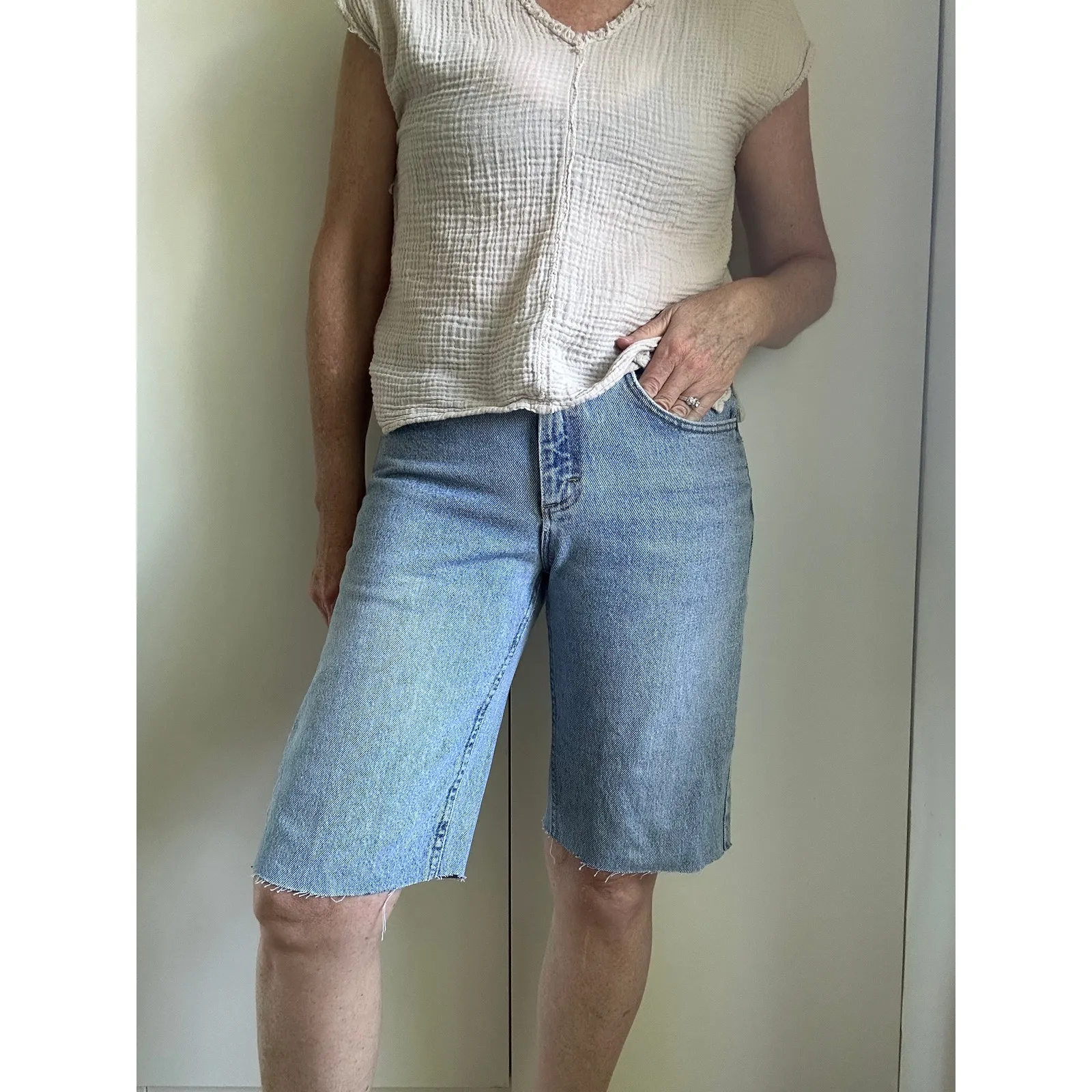 Vintage Lee Cutoff jean Denim Shorts Size  28" Waist  Light Wash USA made - Image 10