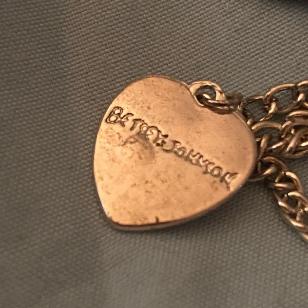 Signed Betsey Johnson 26” Necklace Cobalt Blue Round Pendant Flowers Rhinestones - Image 4