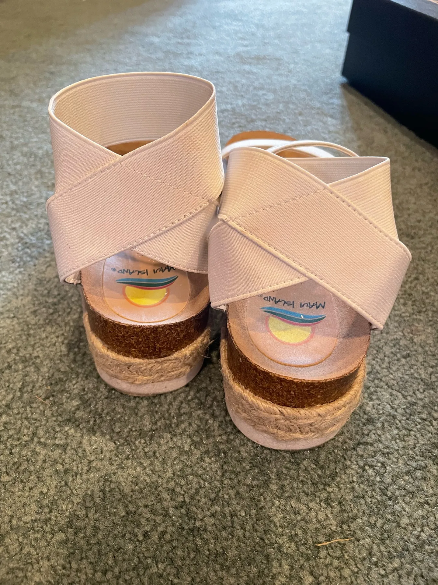 Maui island white platform strappy sandals Size 7 - Image 3