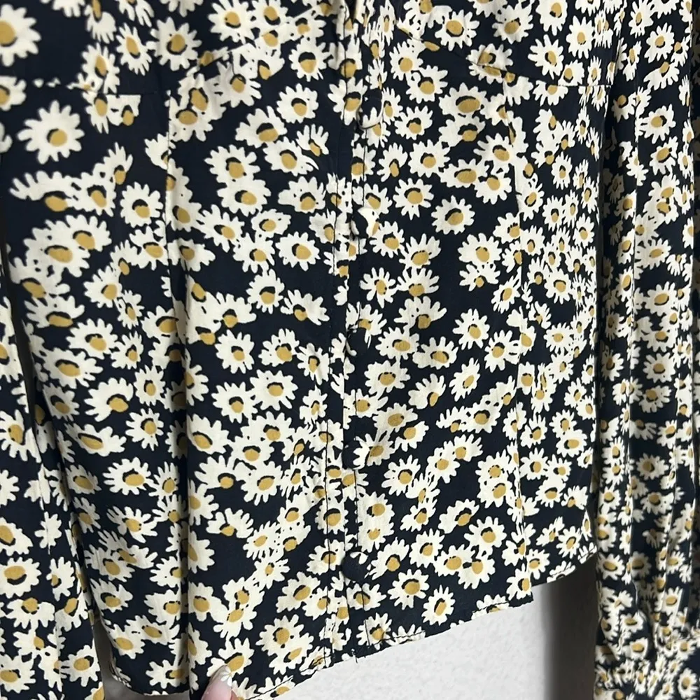 Privacy Please Daisy Long Sleeve Blouse - Image 5
