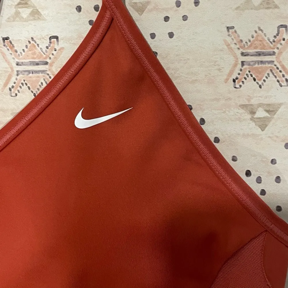 Nike Women's Dri-FIT Indy Light-Support Padded V-Neck Sports Bra - Image 9