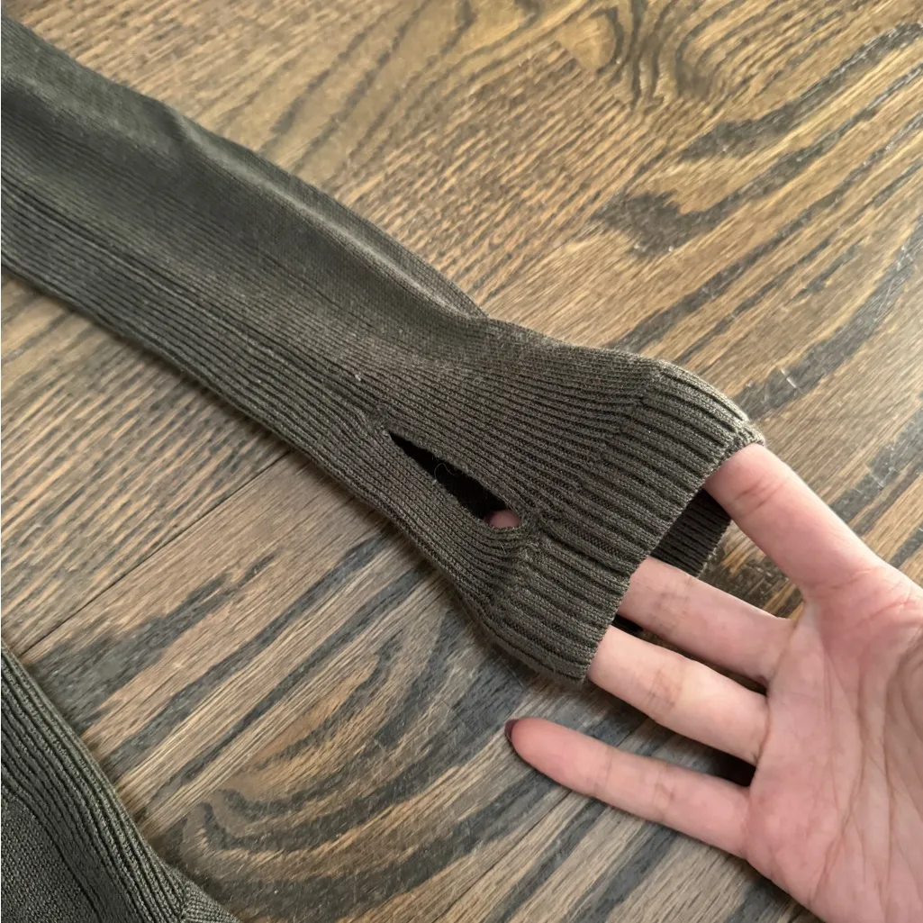 Lululemon sunshine coast be bold long sleeve knit in fatigue green - Image 3