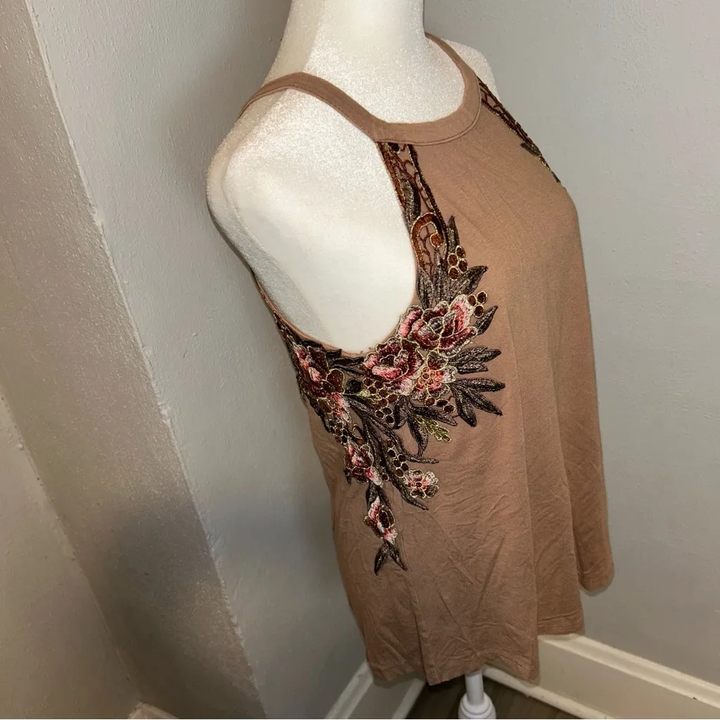 Gimmicks by BKE Tan Embroidered Tank Top - Image 5