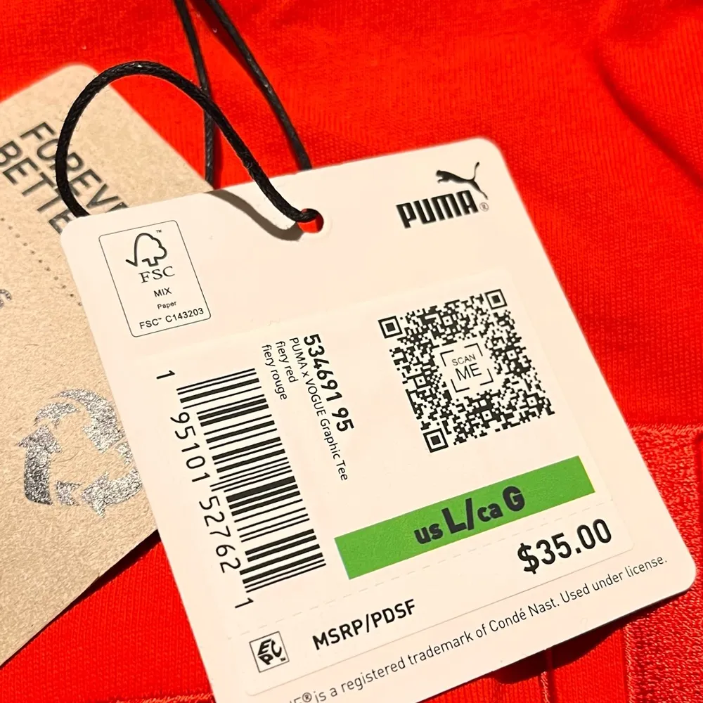 NWT PUMA x VOGUE Women's Graphic Tee - Image 8