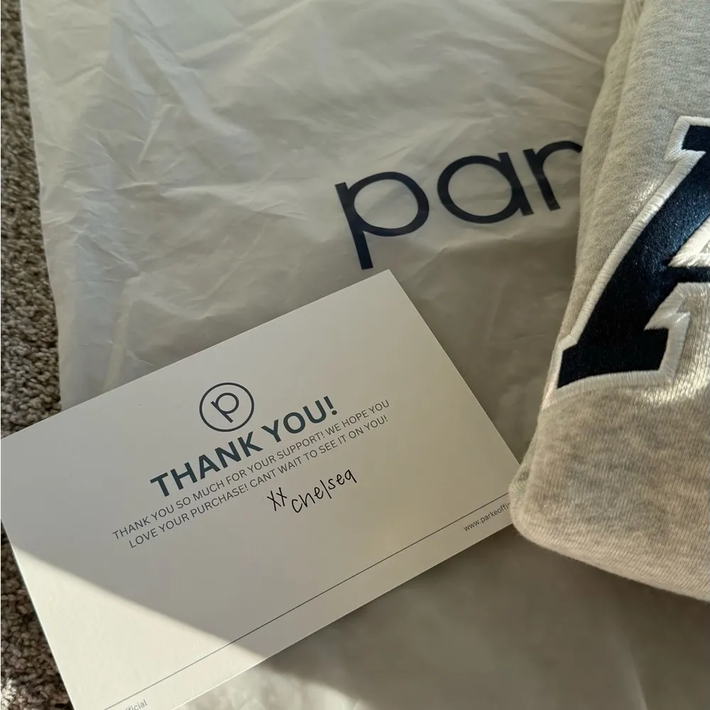 varsity mockneck sweatshirt grey & navy size small/medium NWT - Image 5