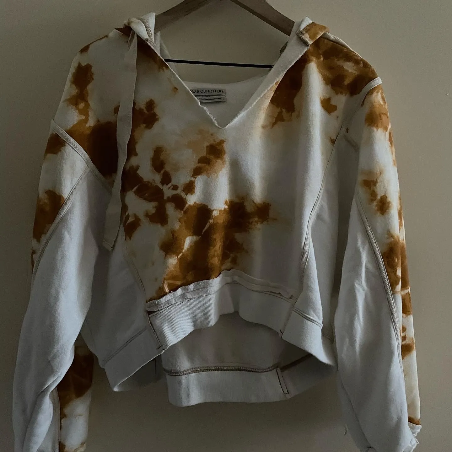 Urban Tie Die Cropped Hoodie - Image 8