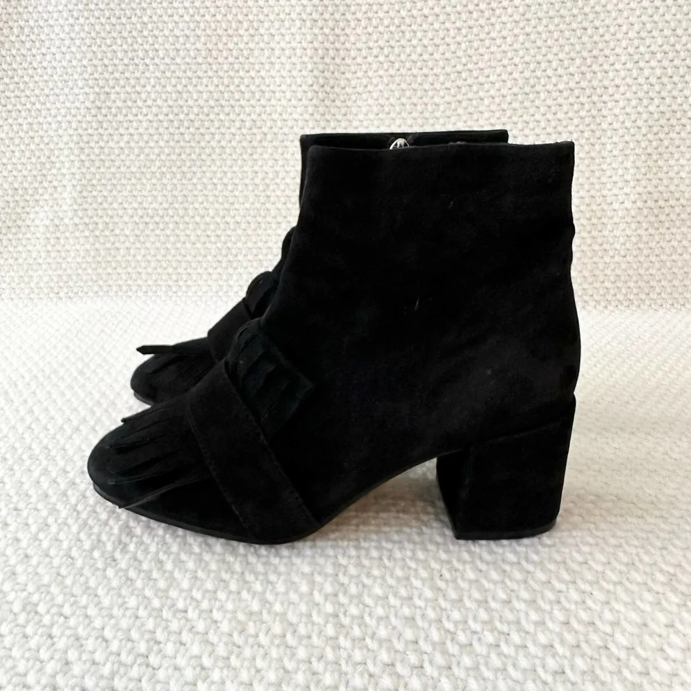Steven Steve Madden Shooter Black Suede Kilty Fringe Ankle Dress Boot 6.5 - Image 44