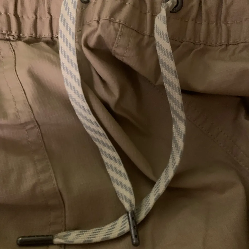 Vuori NWT vintage ripstop ankle womens pants Size XL Coconut Relaxed Fit - Image 9