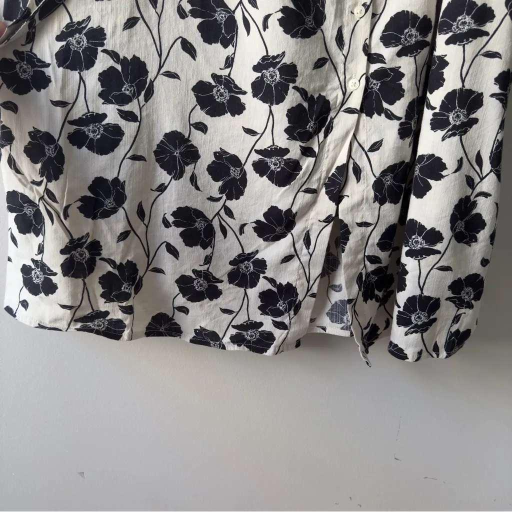 GAP Tie-Waist Scoopneck Midi Dress in White Black Floral Button Down Front M NWT - Image 7