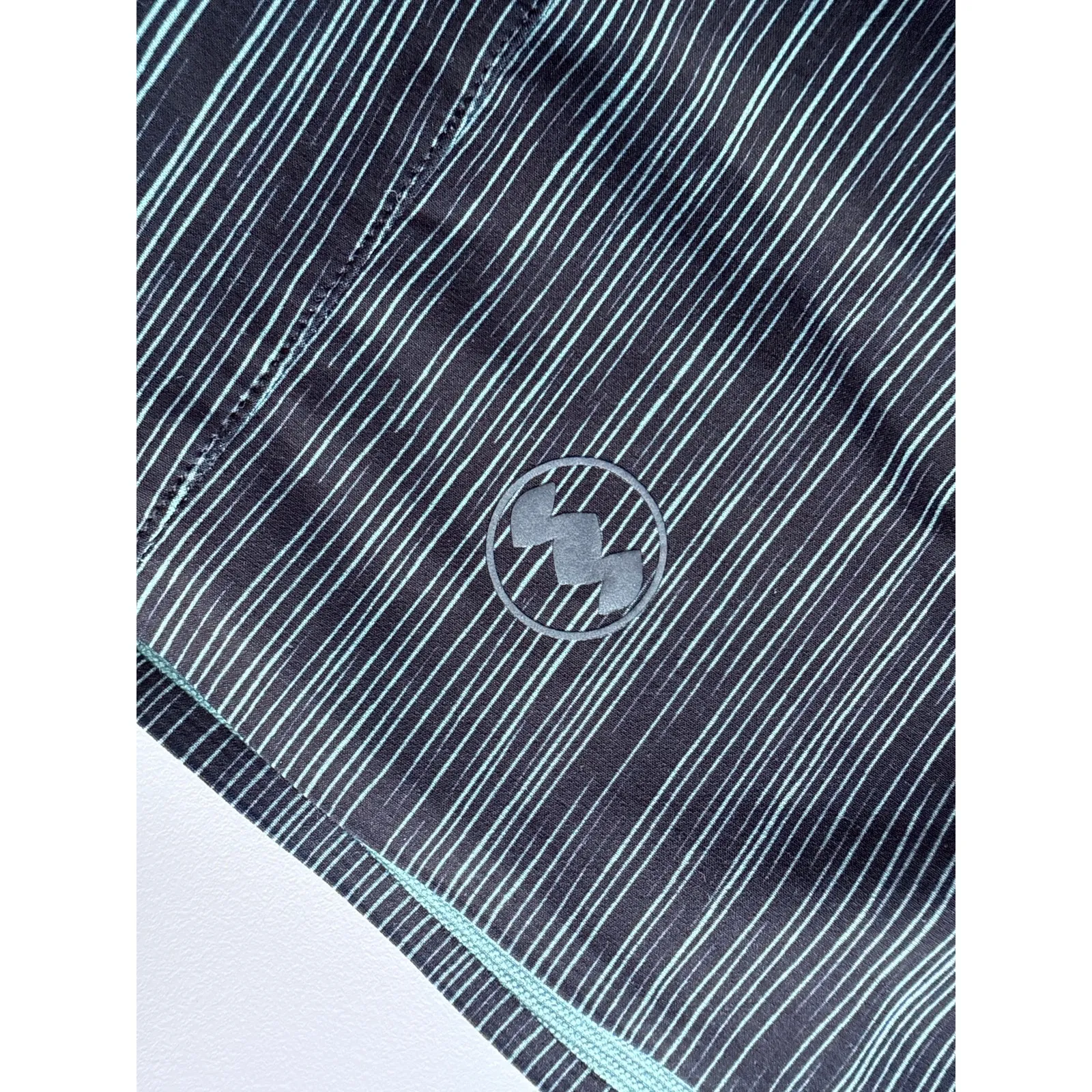 Janji Black Teal Transit Tech Running Shorts Women’s Size Medium Athletic - Image 4