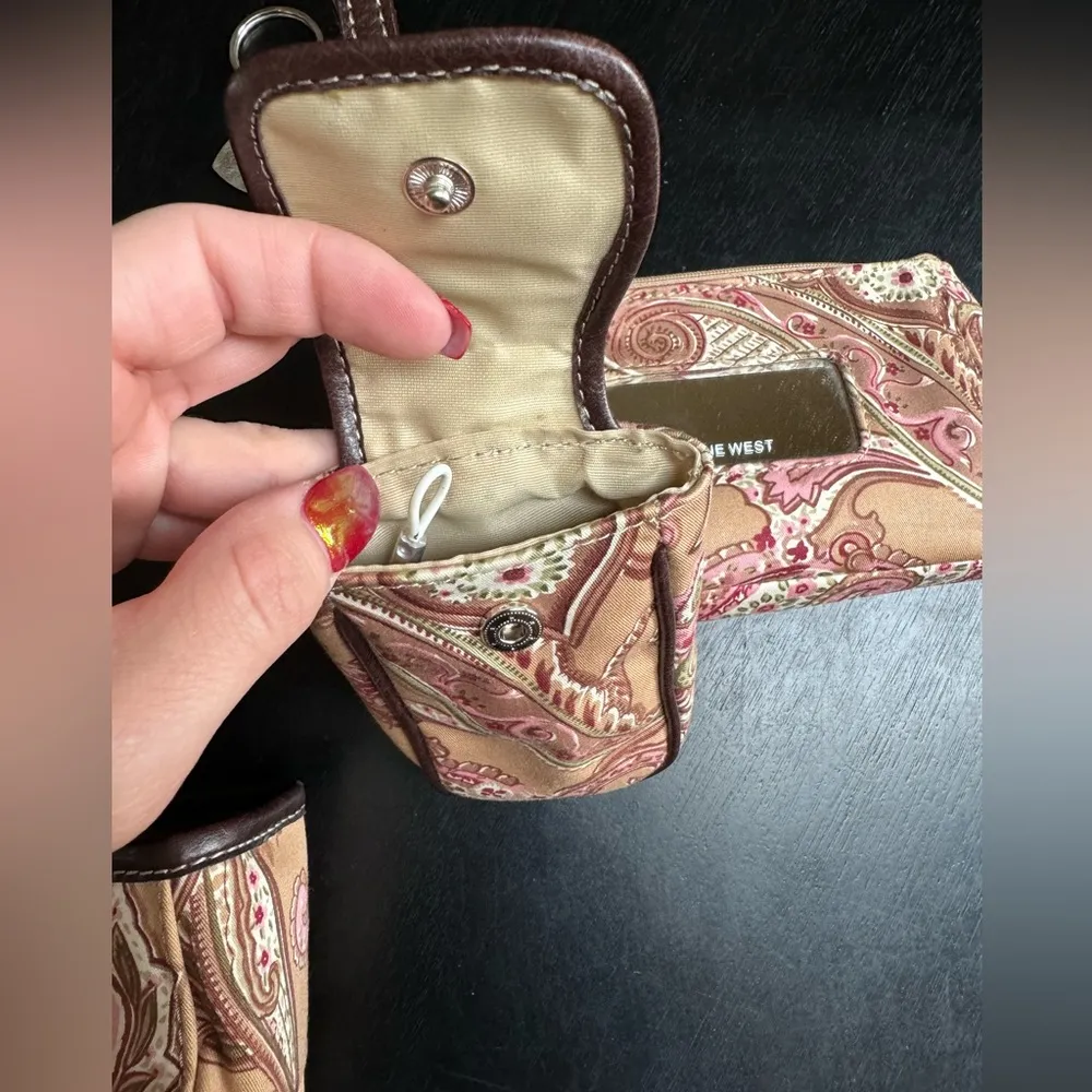 vintage purse and wallet with keychain charm - Image 13