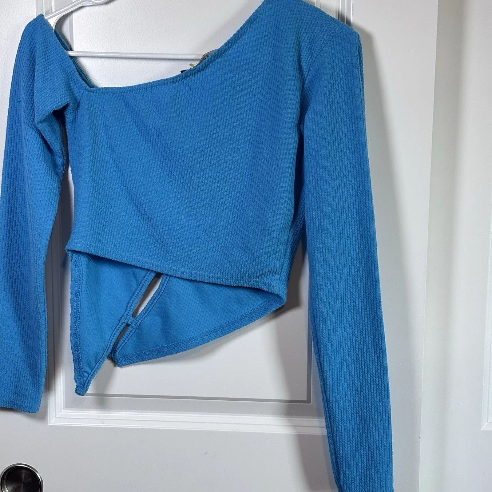 Pretty Little Thing Blue Crinkle Rib One Shoulder Asymmetric Long Sleeve Top S 4 - Image 5