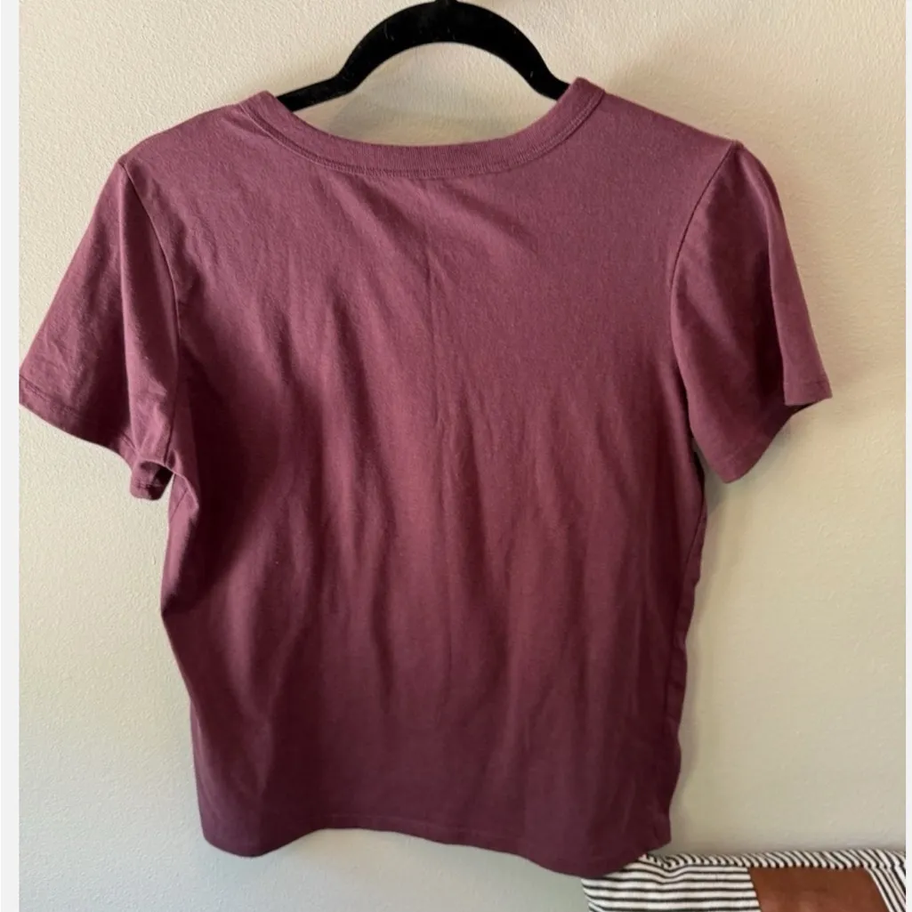 Pink Floyd Women’s T-Shirt Top Dark Side of the Moon Band Tee Maroon Size XS - Image 10