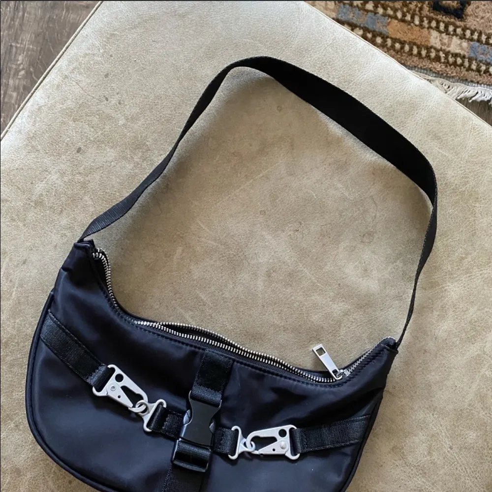 ASOS Nylon black shoulder bag with silver hardware - Image 3