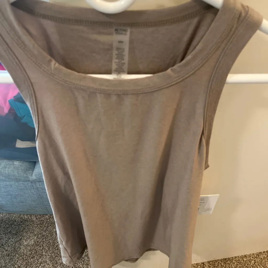 Beyond yoga Spacedye featherweight tank top, new with tags small - Image 2