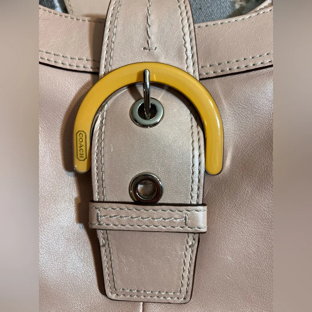 COACH SOHO Lynn Leather Bag Blush Shell Pink - Image 2
