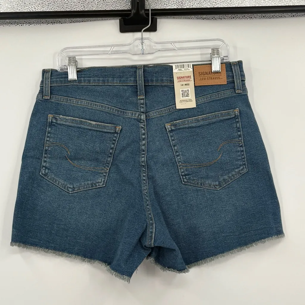 Signature levi Strauss jean shorts heritage high rise shorts‎ 14 - Image 2