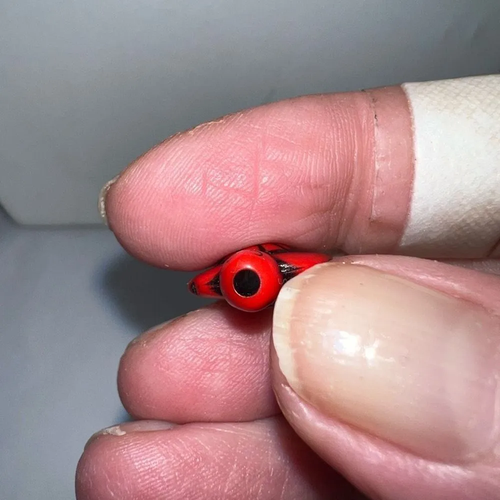 Set of Two Carved Turtle Beads‎ Red - Image 4