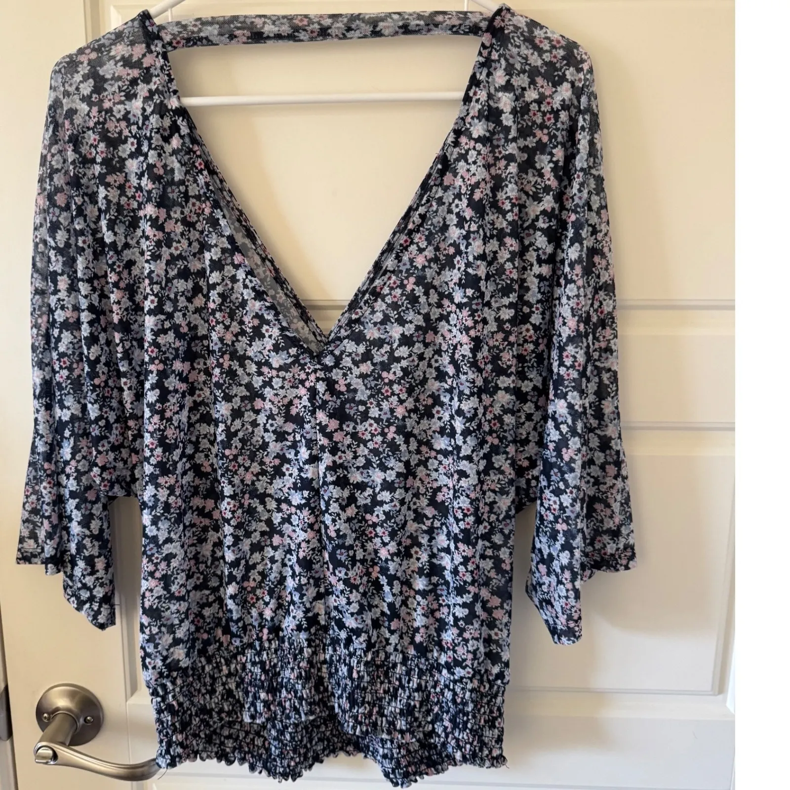 Buckle sz L Daytrip Sheer Floral Chiffon Rutched Blouse Top Ditsy Feminine Boho - Image 3