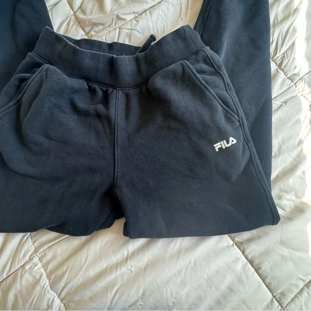 Fila black sweatpants - Image 3