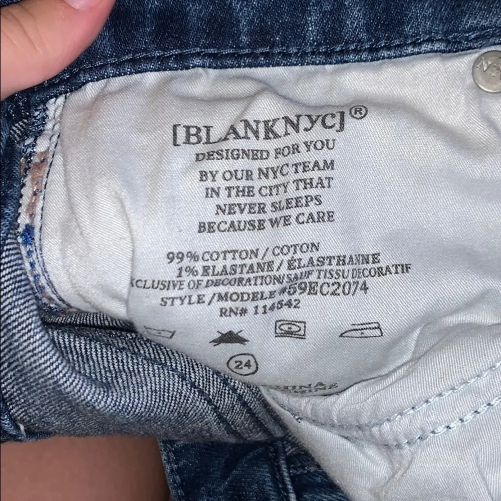 Blank nyc rainbow embroidered jeans - Image 9