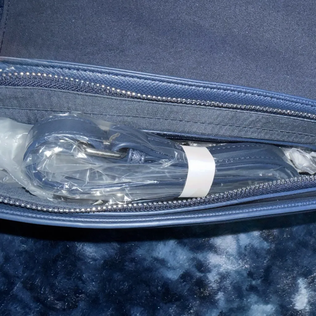 Elegant Navy Blue Women's Bag - Image 5