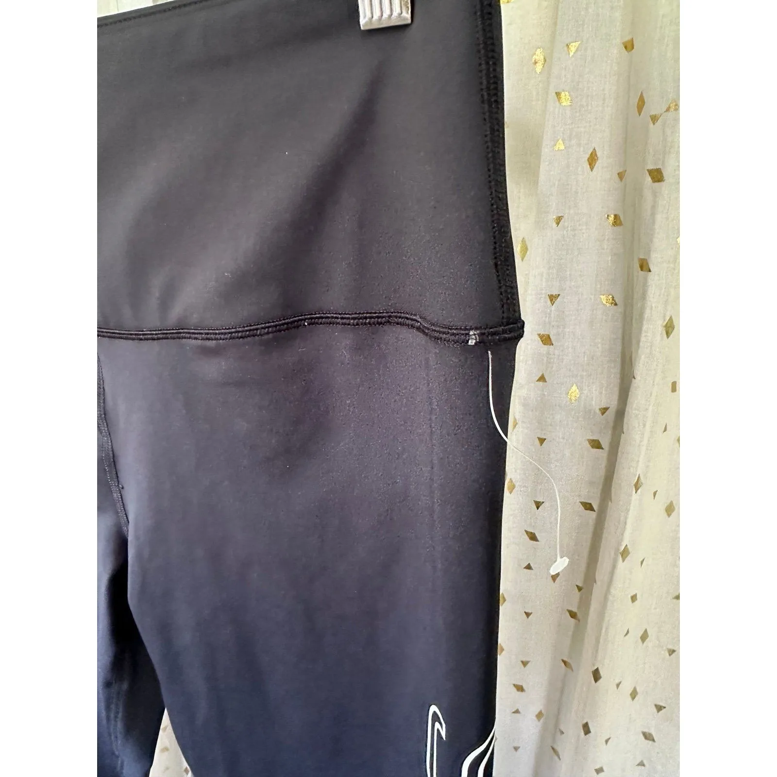 NWT Spyder Women's Active Training Vertical Logo Leggings Crop Yoga Pants Blk L - Image 4