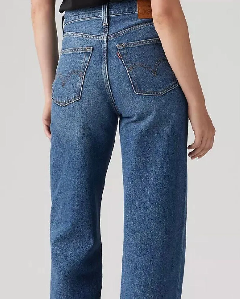 Levi’s Ribcage Straight Ankle Jeans - Image 5