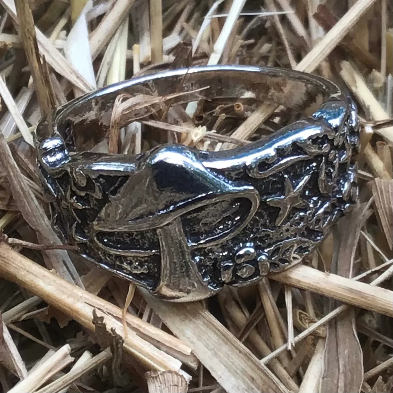 Mushroom With Stars Ring Size 9 Silver - Image 3