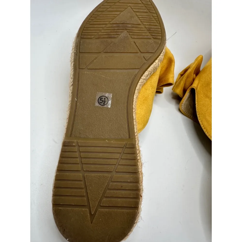 Ссоссі mustard yellow bow Mules Size 5.5 - Image 8