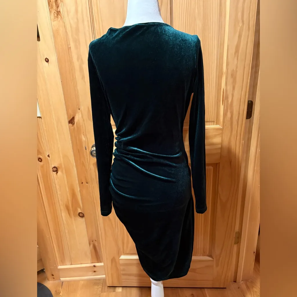 Guberry Women's Wrap V Neck Long Sleeve Velvet Bodycon ruched side Women’s M Green Size M - Image 2