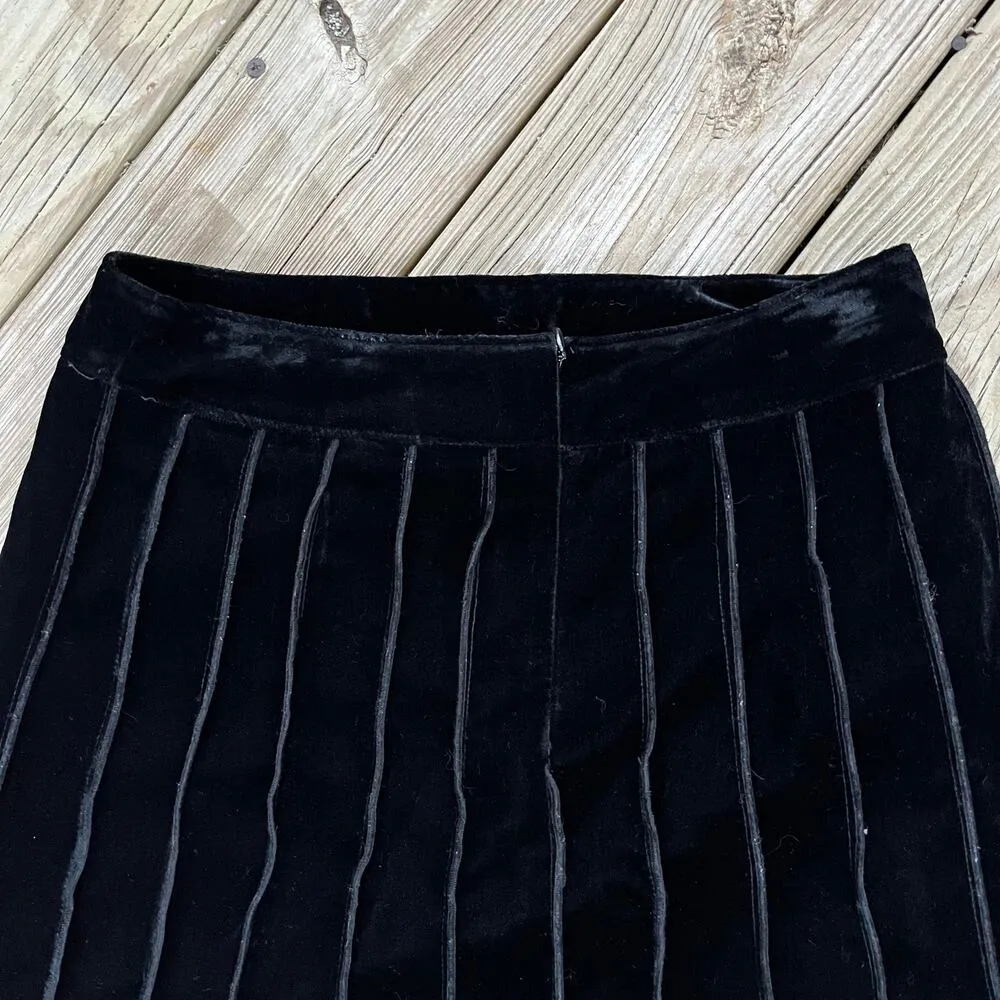 Trevan Black Velvet A - Image 4