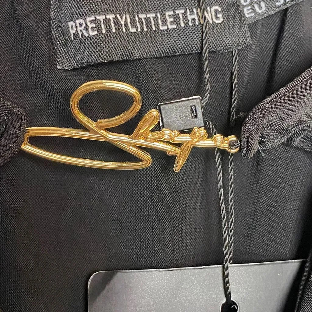 PrettyLittleThing Black Slinky Branded Trim Flared Jumpsuit Women's Size‎ 4 - Image 7