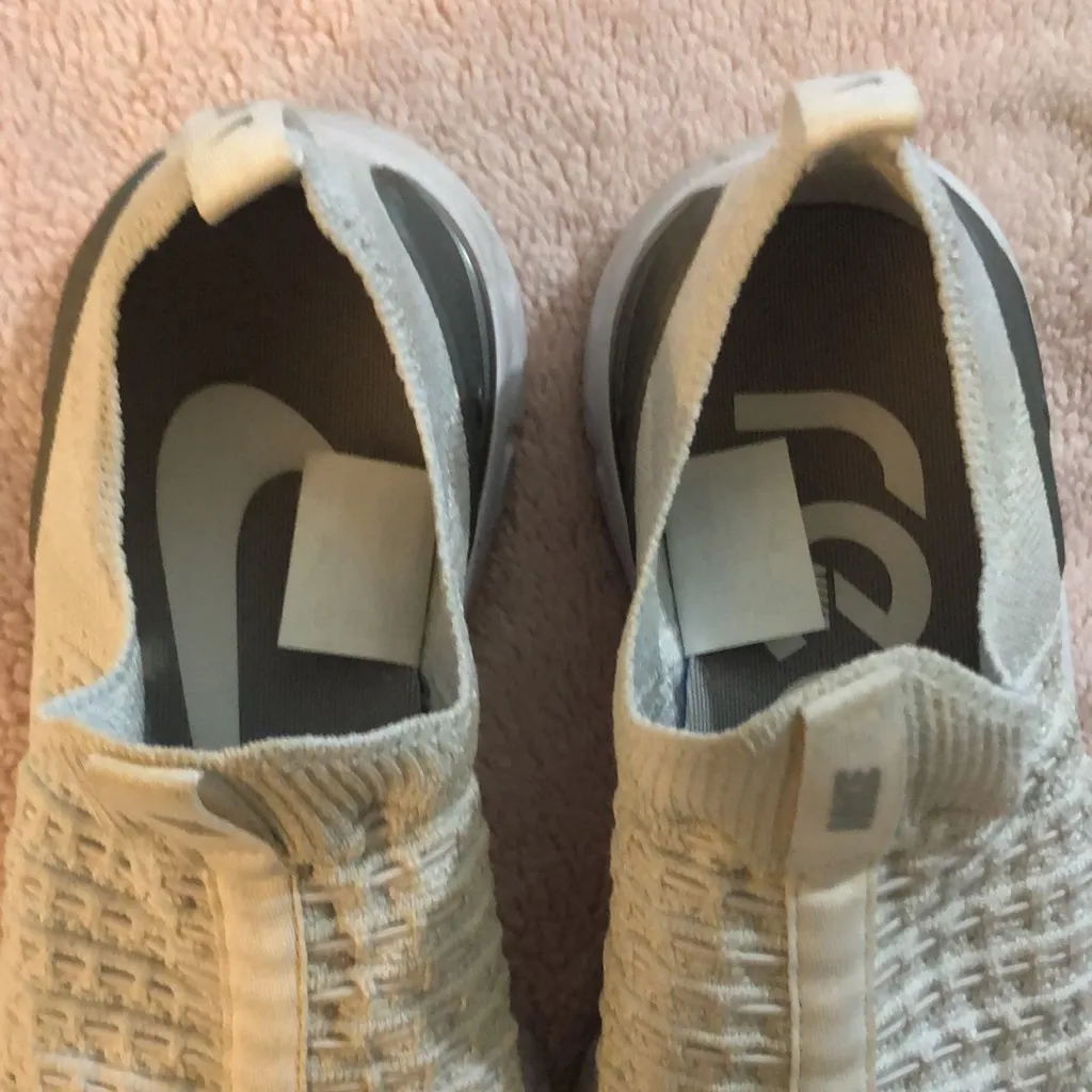 Nike phantom react woman’s - Image 2