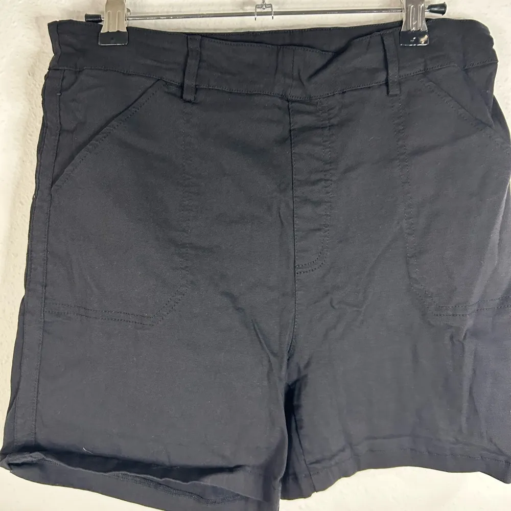 Womens large Black Stretch Waist HighRise Shorts Pockets Comfy Everyday MustHave - Image 3