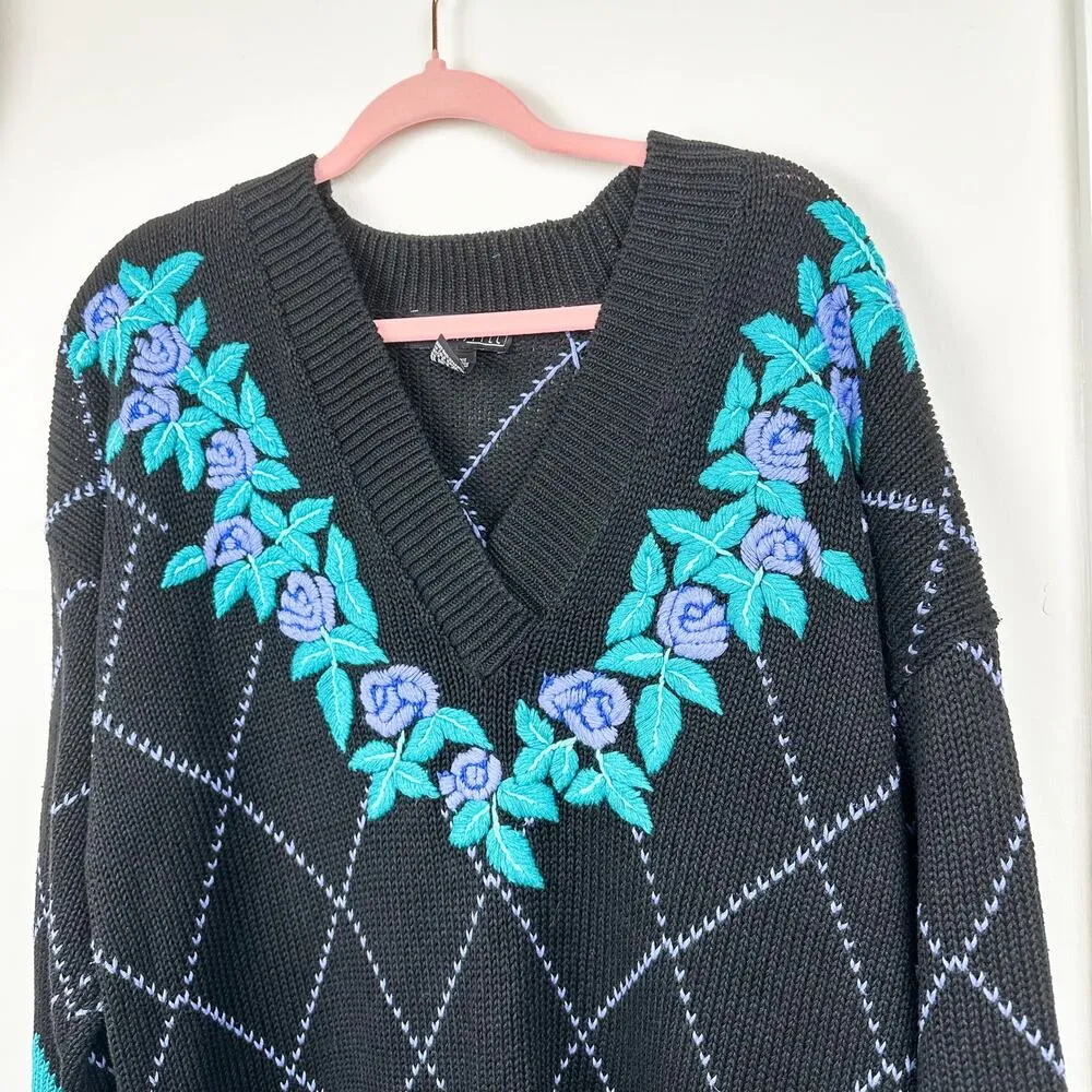 Vintage 1990s Argyle Floral Sweater Size L - Image 3