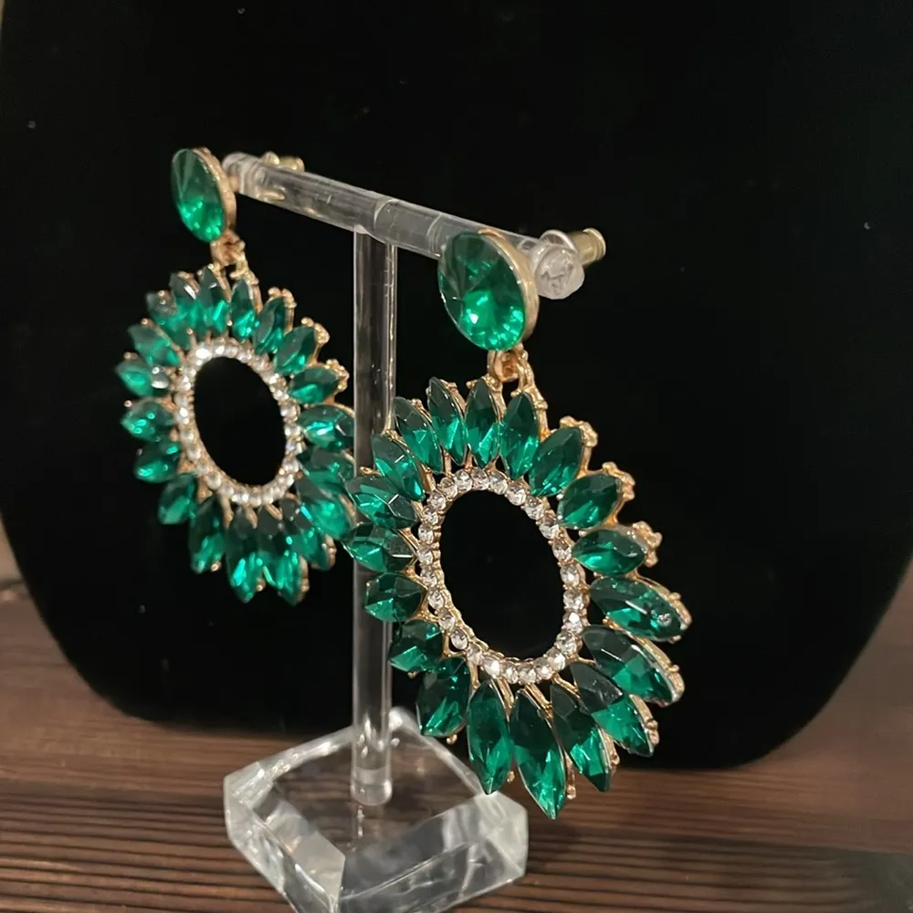Emerald Green and rhinestone flower dangle earrings - Image 2