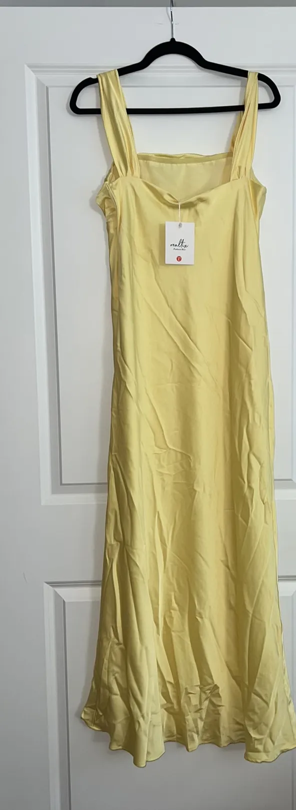 Yellow Dress Amazon - Image 3