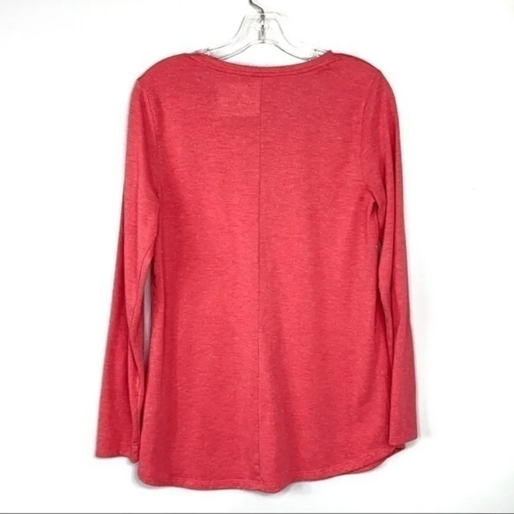 Apt. 9 Silver Sparkle V Neck Shirt Size M - Image 2
