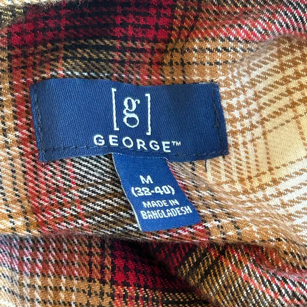 lumberjack chic Fall oversized buffalo plaid button down shirt 90s grunge M/L Size M - Image 7