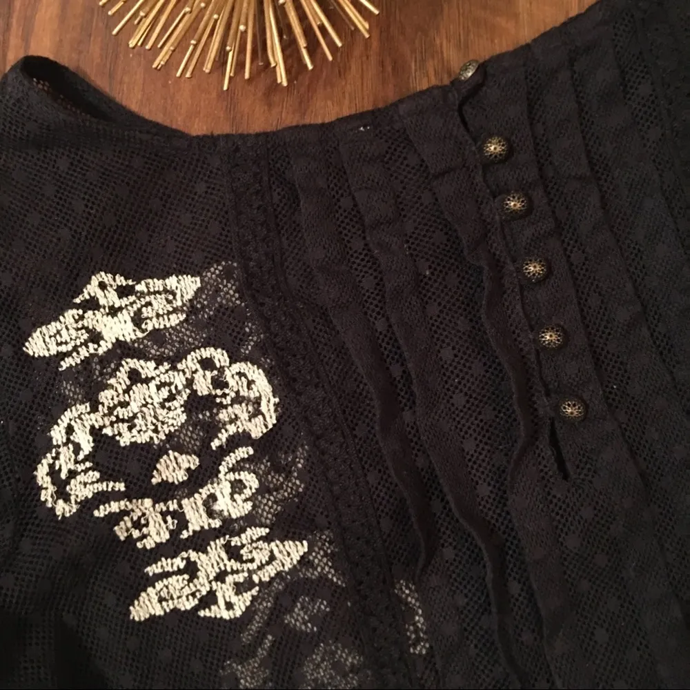 FREE PEOPLE Women's Black Jocelyn Pleated Dot Ruffle Lace Tunic Size Small - Image 8