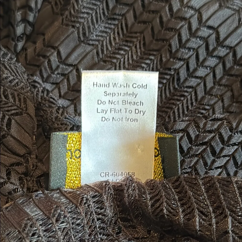 Jordan Taylor V-Neck Placket Bell Sleeve Tunic - Arrow Chevron - Image 4