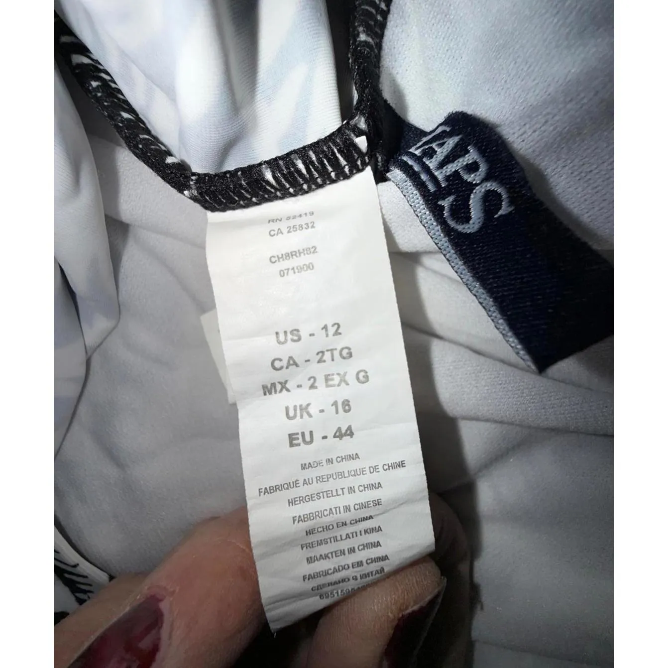 Chaps Black and White Floral Halter Swim Top size 12 - Image 7