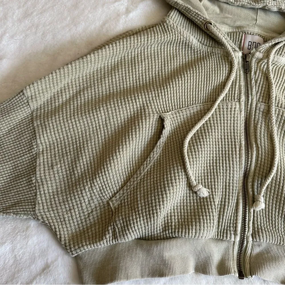 BDG Urban Outfitters Green Waffle Knit Zip Up Sweatshirt Size Small - Image 4