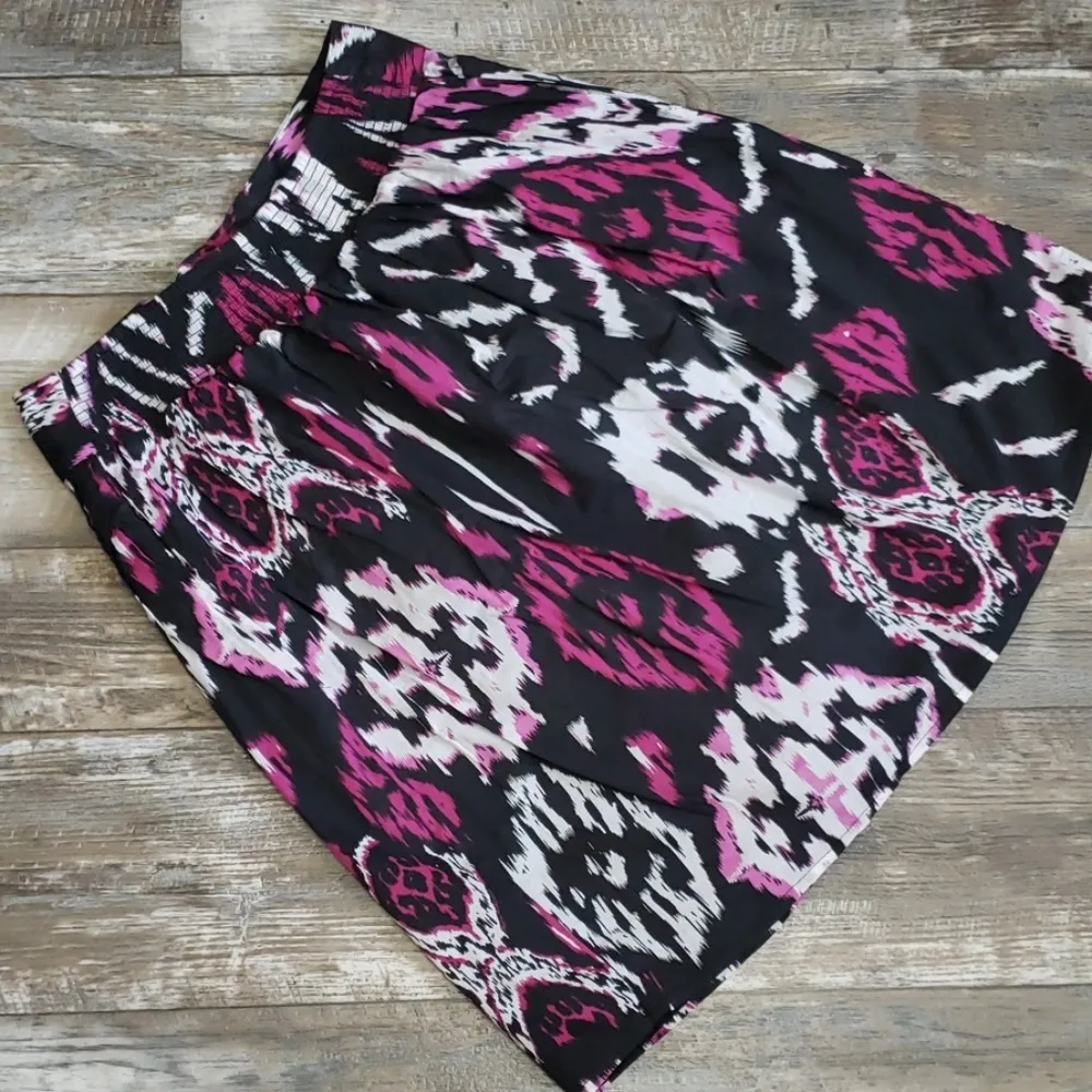 Madison skirt size small - Image 5