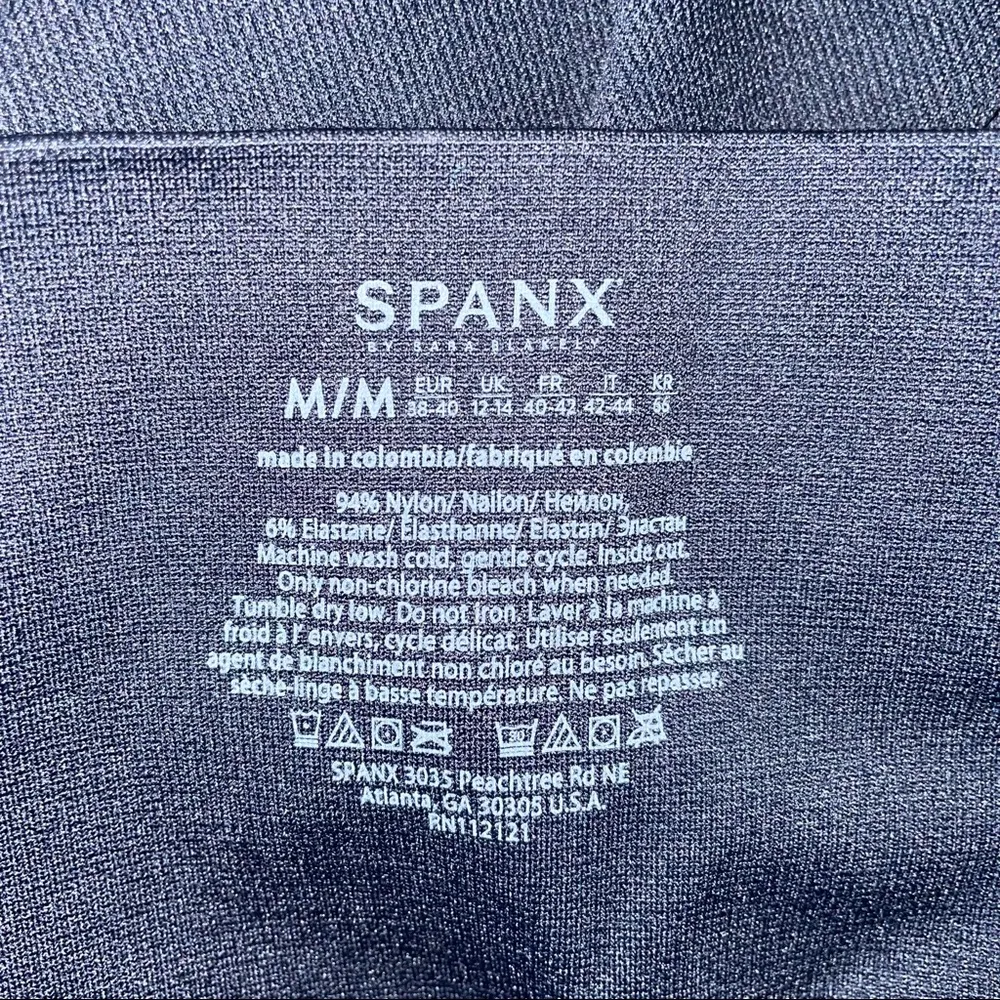 Spanx Look At Me Now Cropped Seamless Leggings - Image 5