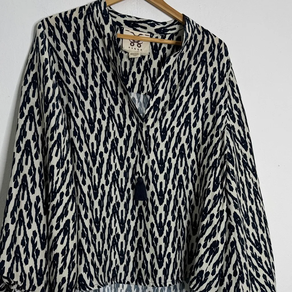 Figue Rylie Zigzag Collared Silk Top Size L - Image 4